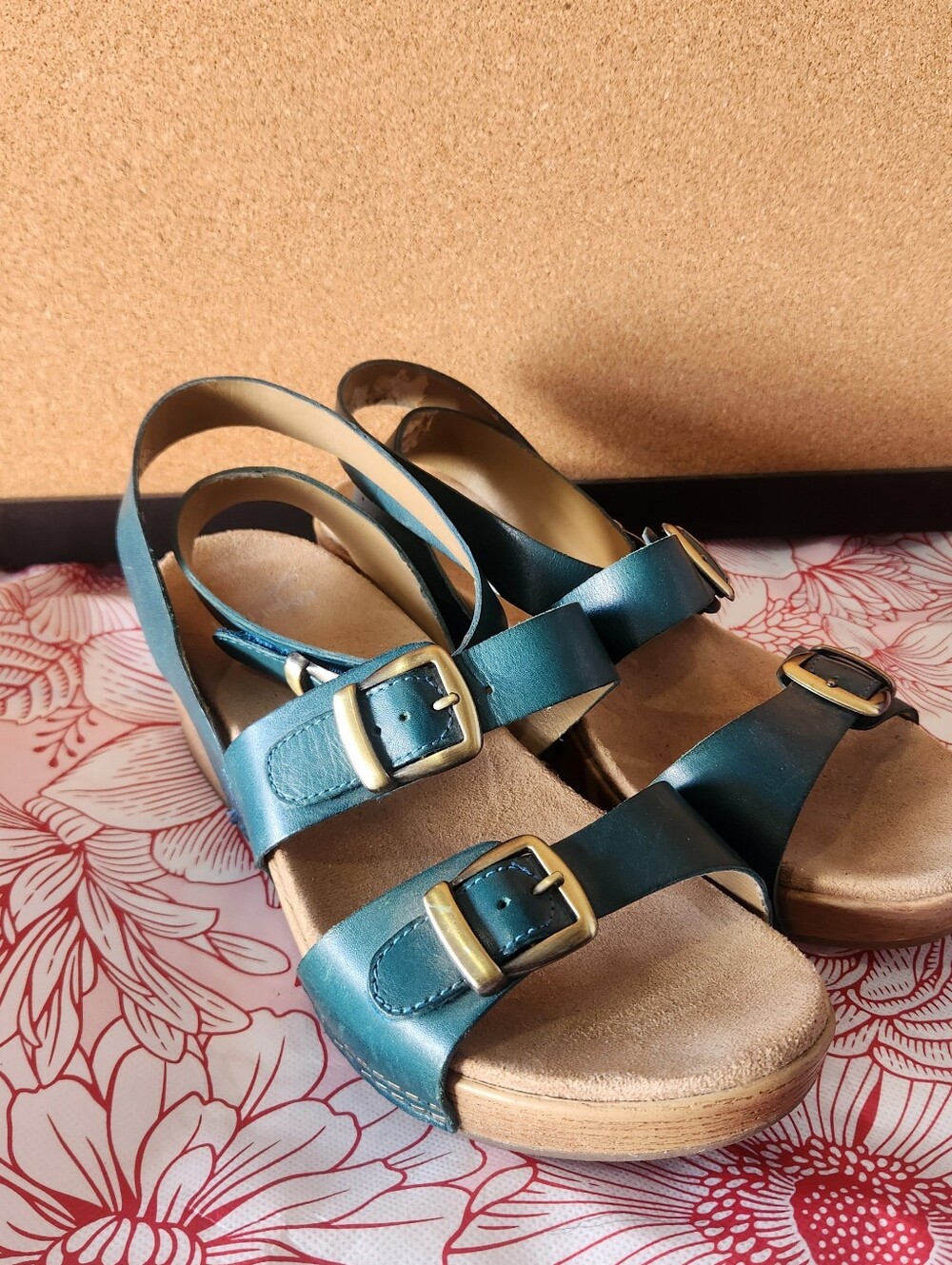 Dansko Lou Strappy Leather Wedge Sandals Turquoise Buckle Closures Size 38/US7.5